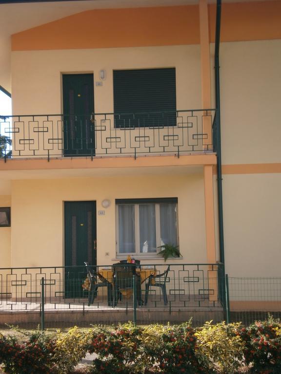 Luca Villa Bibione Eksteriør billede